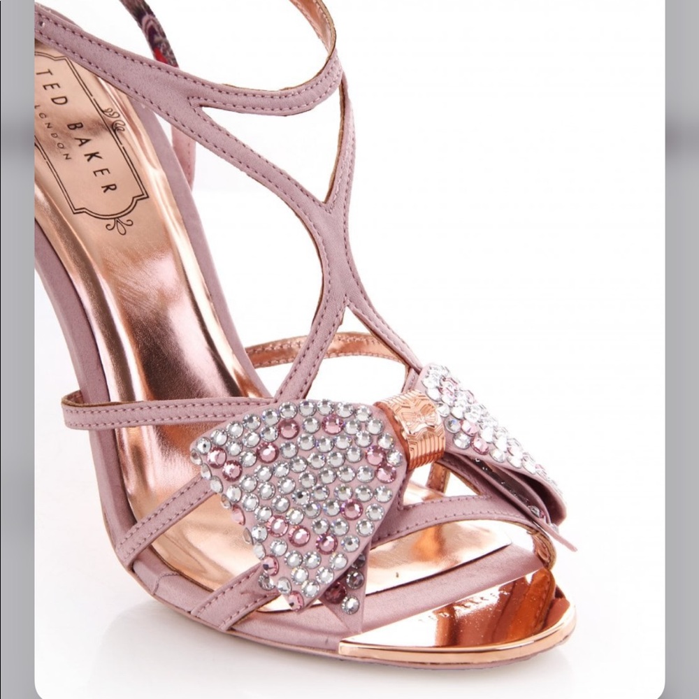 πHPπNWOBπ₯Ted Baker Arayi Crystal Bow Strap Sandal π₯Sz. 9 - Picture 5 of 8